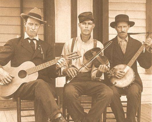 Парлор. Нова хвиля популярності акустичних гітар малого розміру